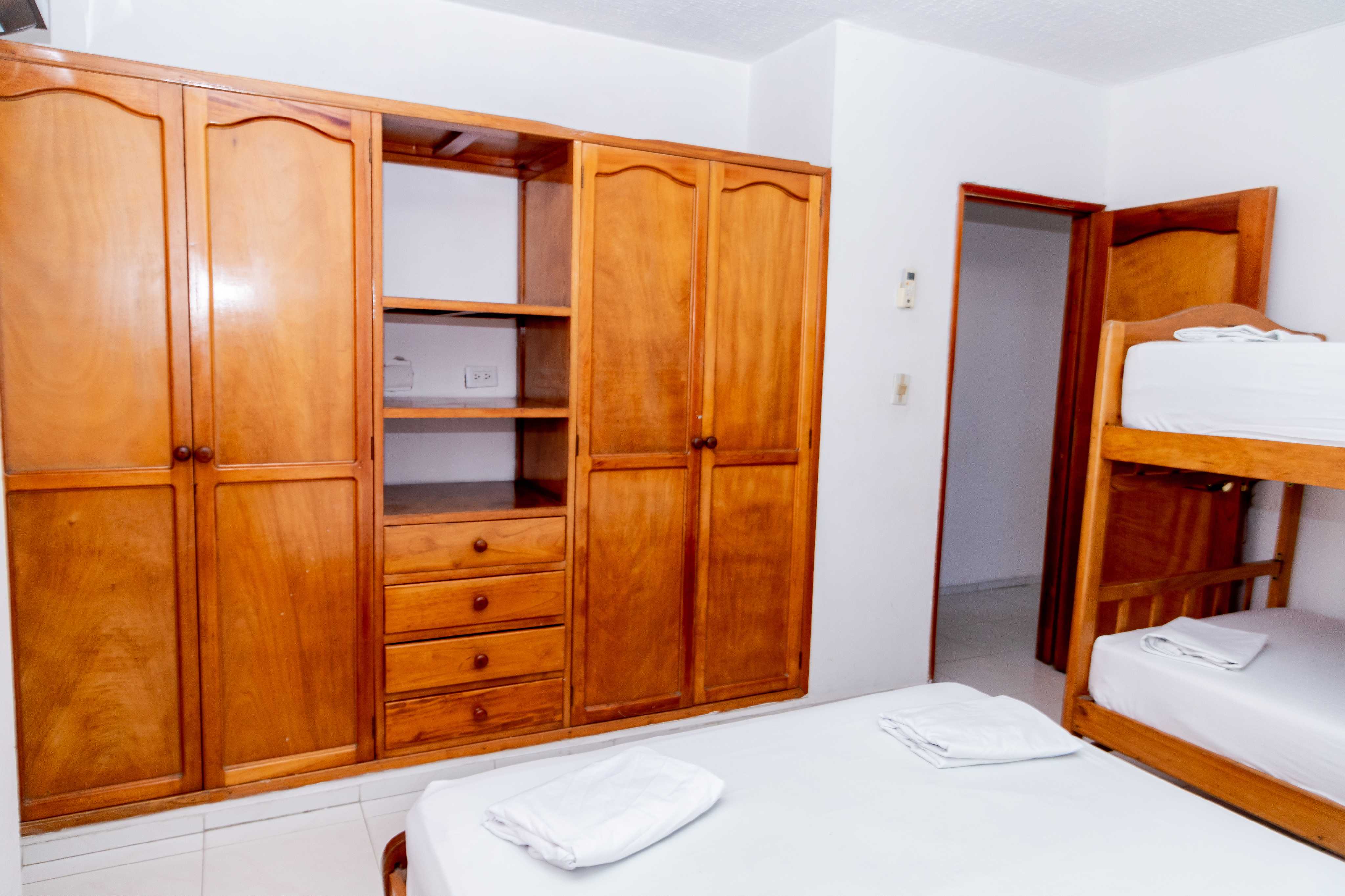 Apartment with Sea Views - 7