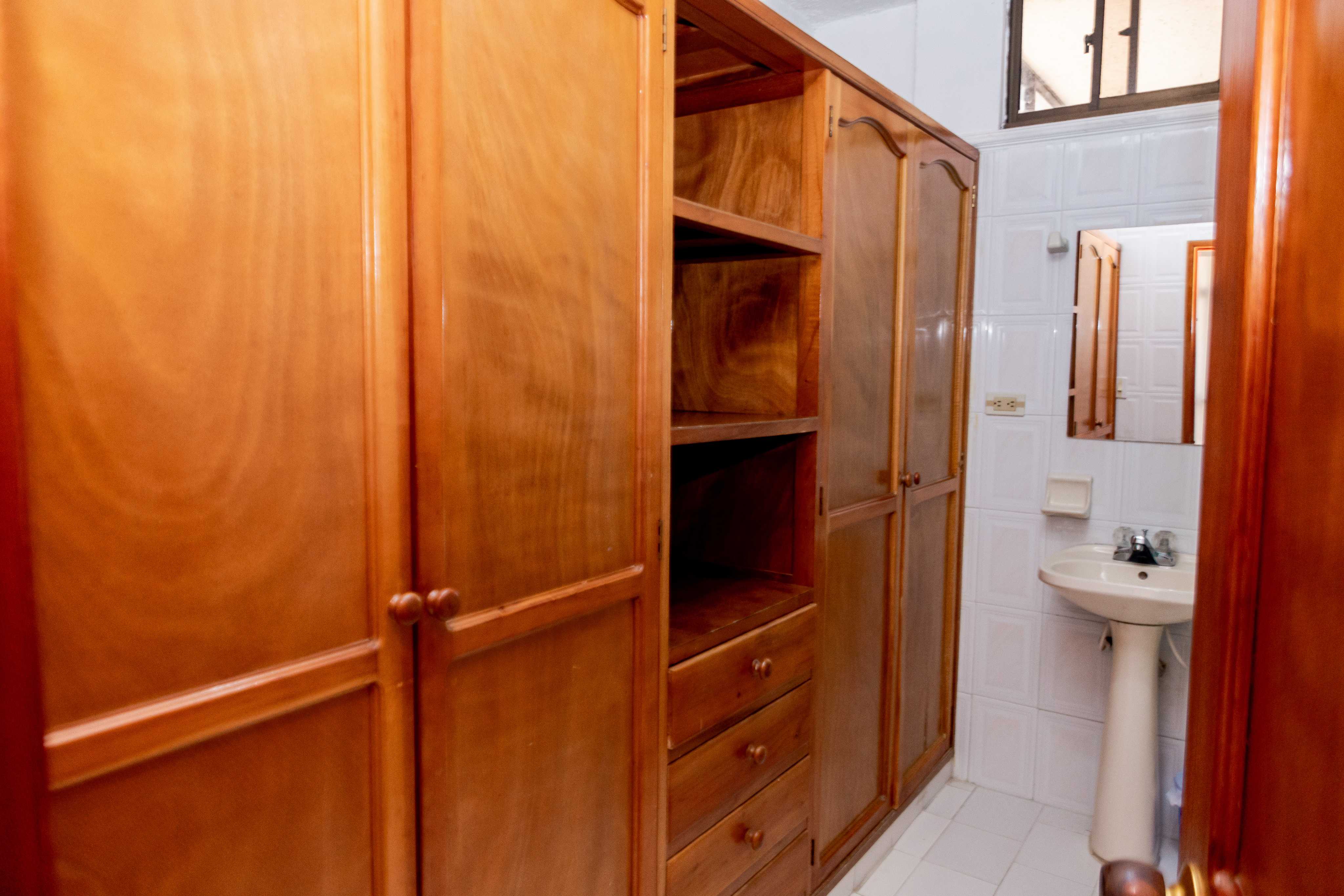 Apartment with Mountain Views - 6