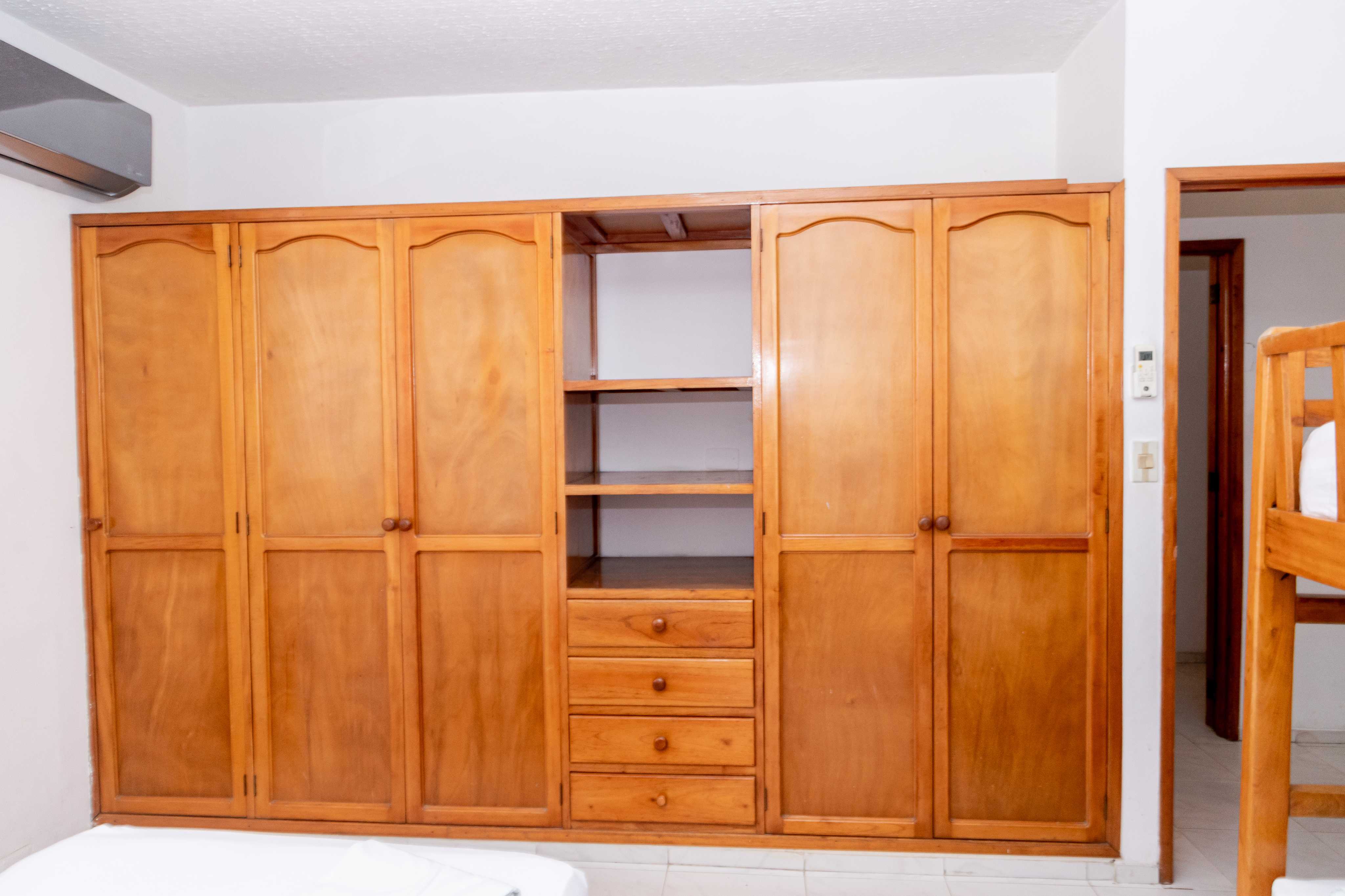 Apartment with Mountain Views - 9